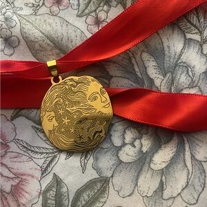 Sun and moon necklace red